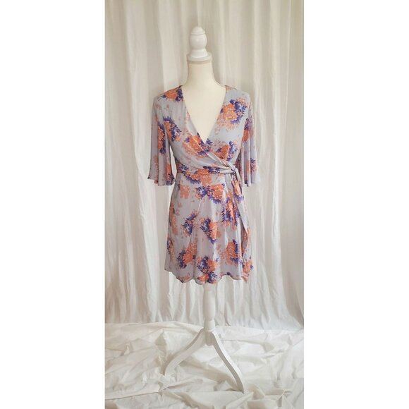 SELFIE LESLIE Women's Size Med. Cami Angel Sleeve Blue Tie Waist Wrap Dress - Picture 1 of 15